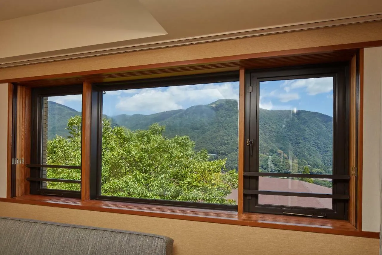 Hotel Hakone Yutowa 4*,